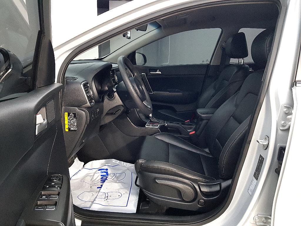 KIA Sportage - Vista 8