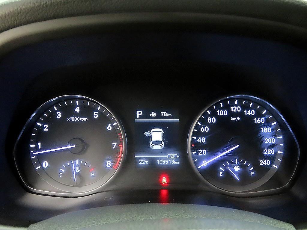 HYUNDAI i30 - Vista 8