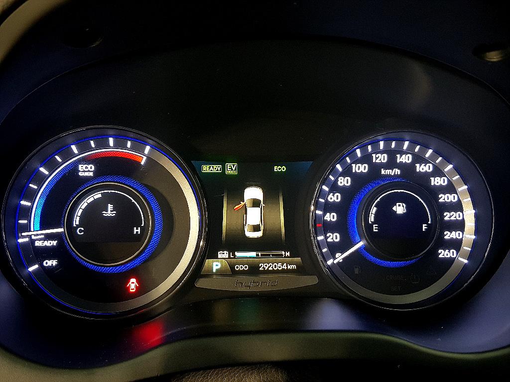 HYUNDAI Grandeur - Vista 6