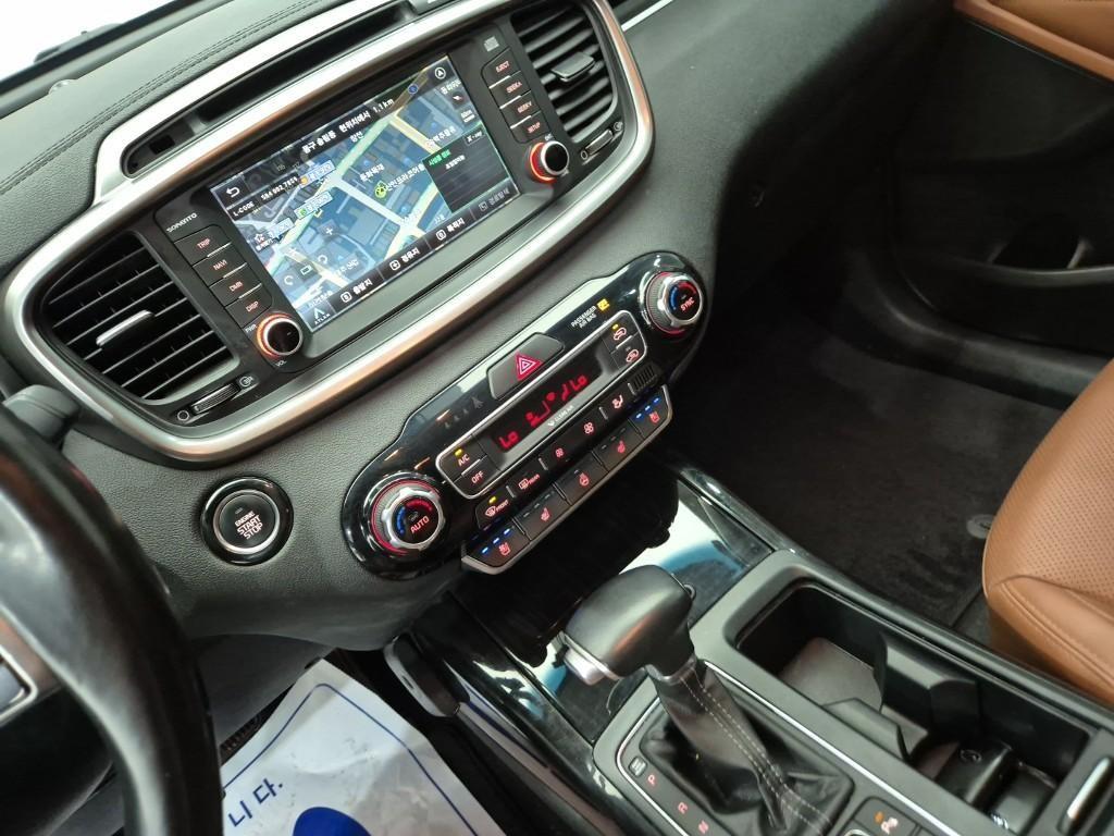KIA Sorento 2019 Gris - Importación desde Corea - HF Imports Iquique - Foto 15