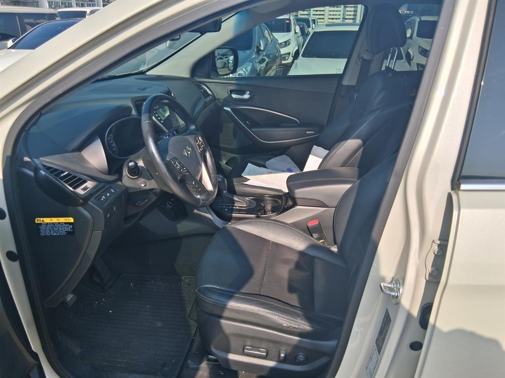 HYUNDAI Santa Fe - Vista 6