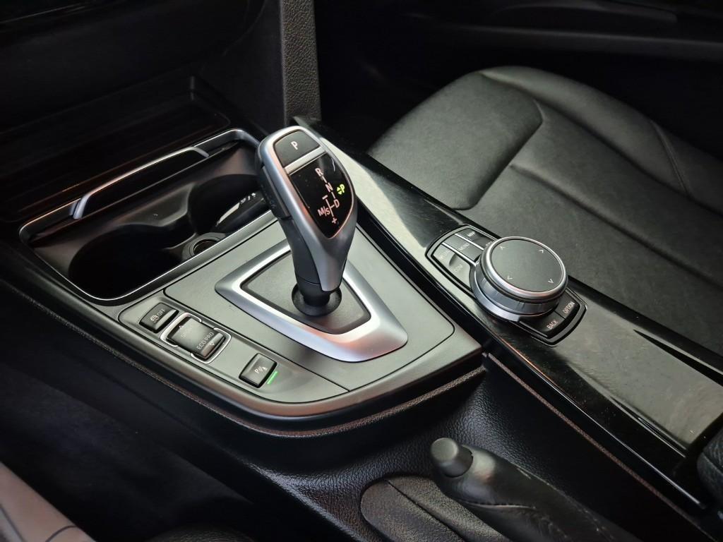 BMW Gran Turismo 2020 Blanco - Importación desde Corea - HF Imports Iquique - Foto 13