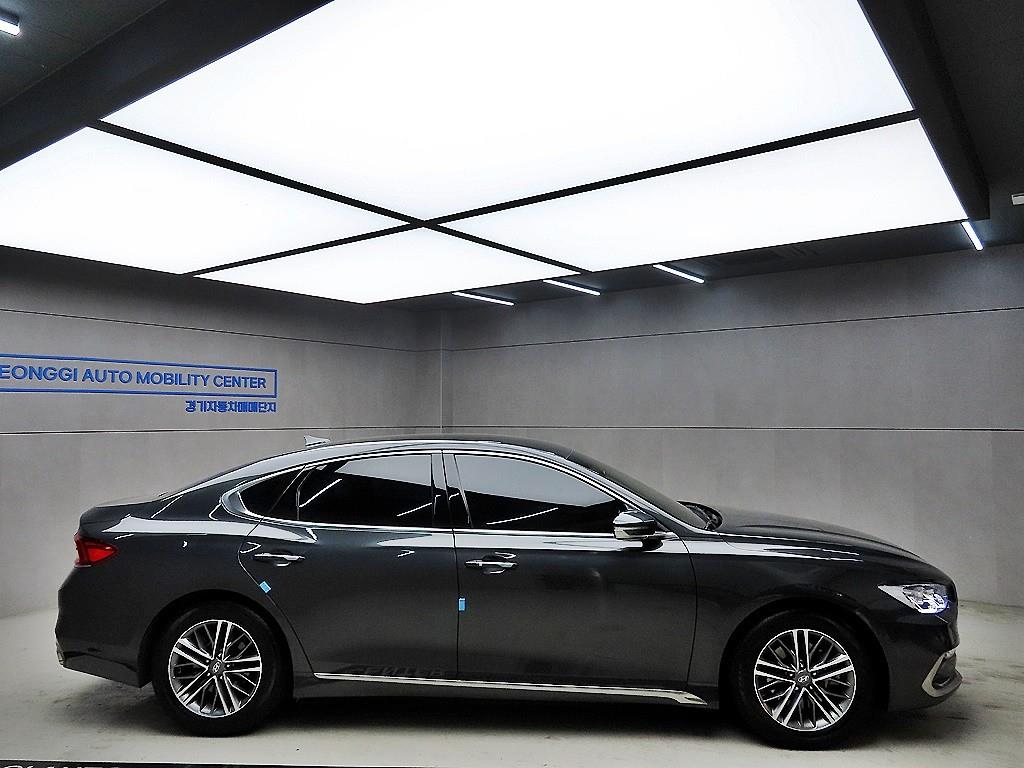 HYUNDAI Grandeur - Vista 2