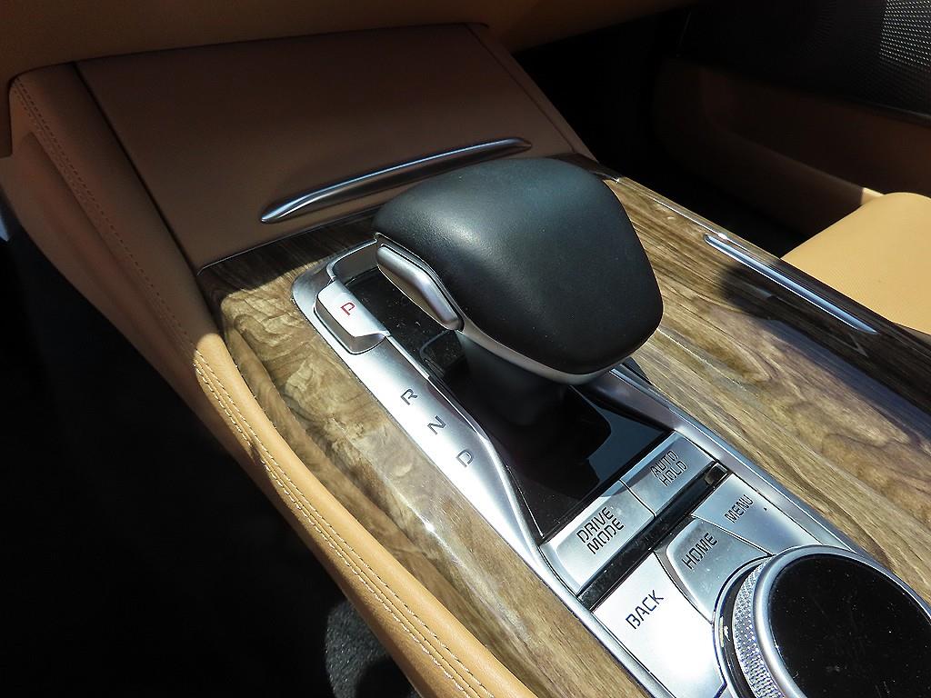 KIA K9 - Vista 11