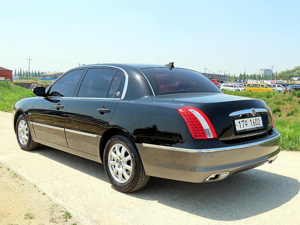KIA Opirus - Vista 3