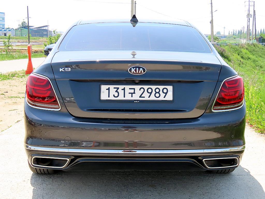 KIA K9 - Vista 4
