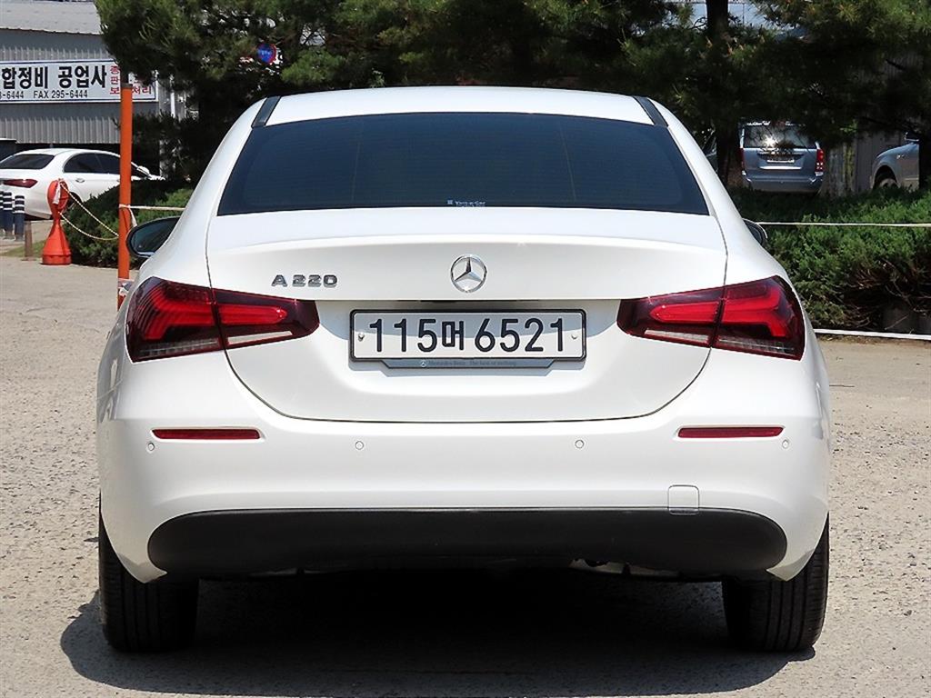 Mercedes Benz A Class - Vista 4