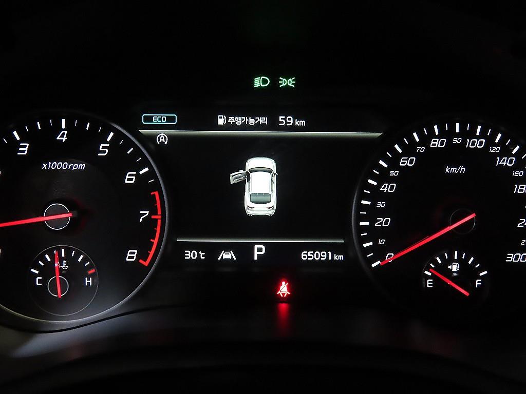 KIA Stinger - Vista 8
