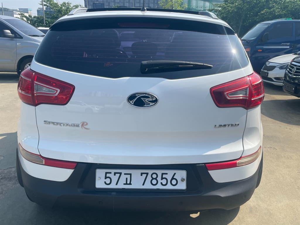 KIA Sportage - Vista 4