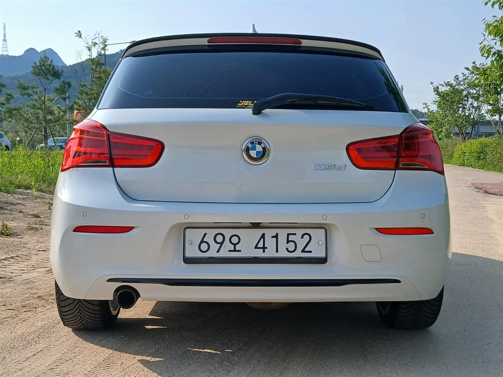BMW 1 series - Vista 5