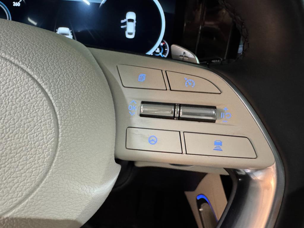 HYUNDAI Grandeur - Vista 11
