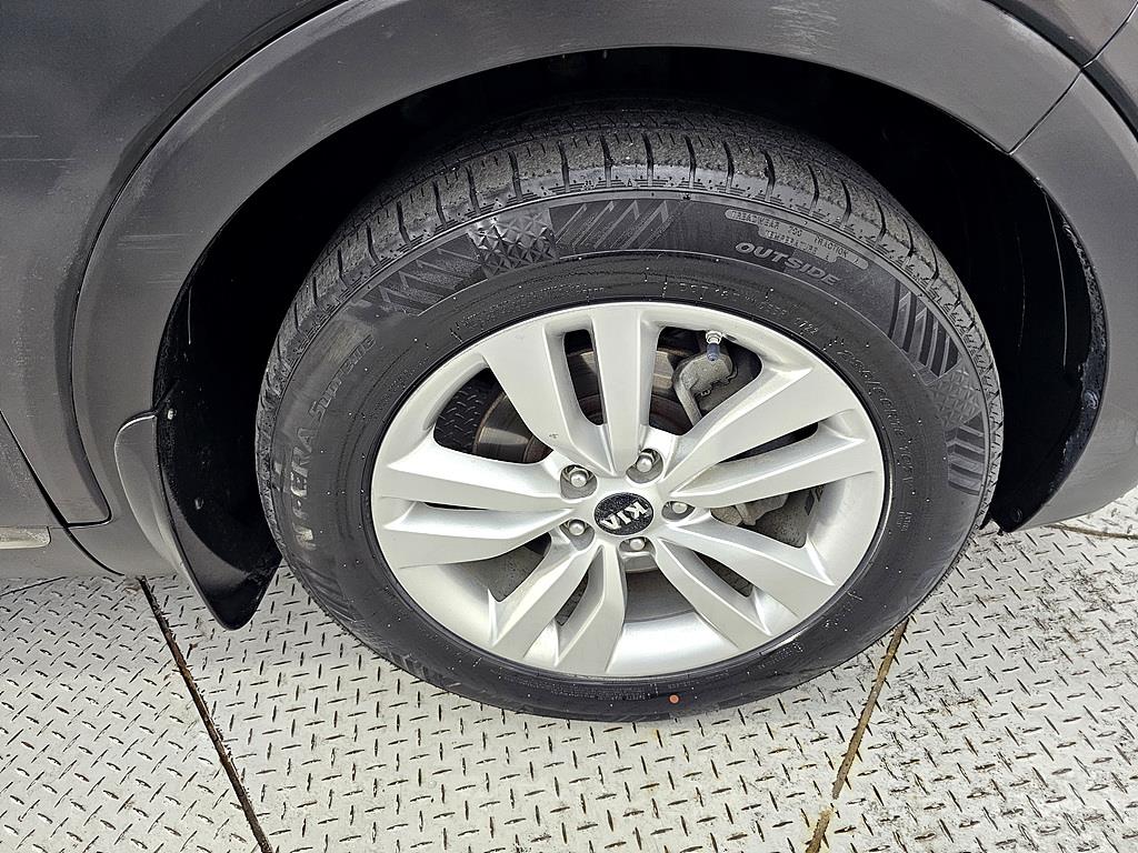 KIA Sorento 2015 Negro - Importación desde Corea - HF Imports Iquique - Foto 20