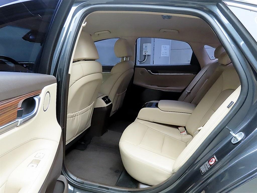 HYUNDAI Grandeur - Vista 6
