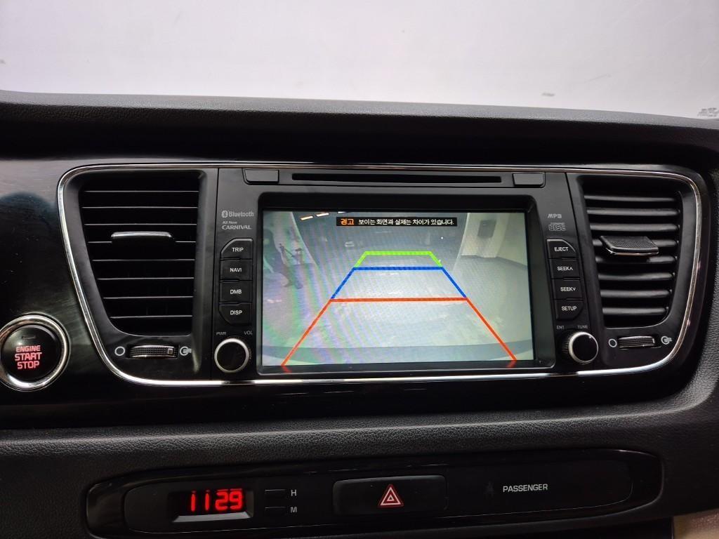 KIA Carnival 2017 Blanco - Importación desde Corea - HF Imports Iquique - Foto 14