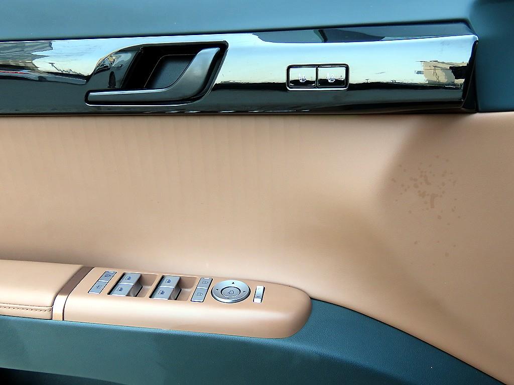 HYUNDAI Grandeur - Vista 12