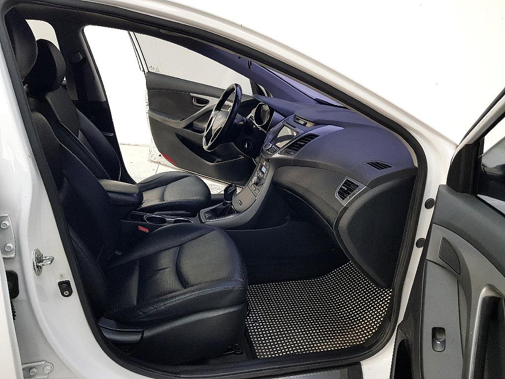 HYUNDAI Avante 2014 Blanco - Importación desde Corea - HF Imports Iquique - Foto 16