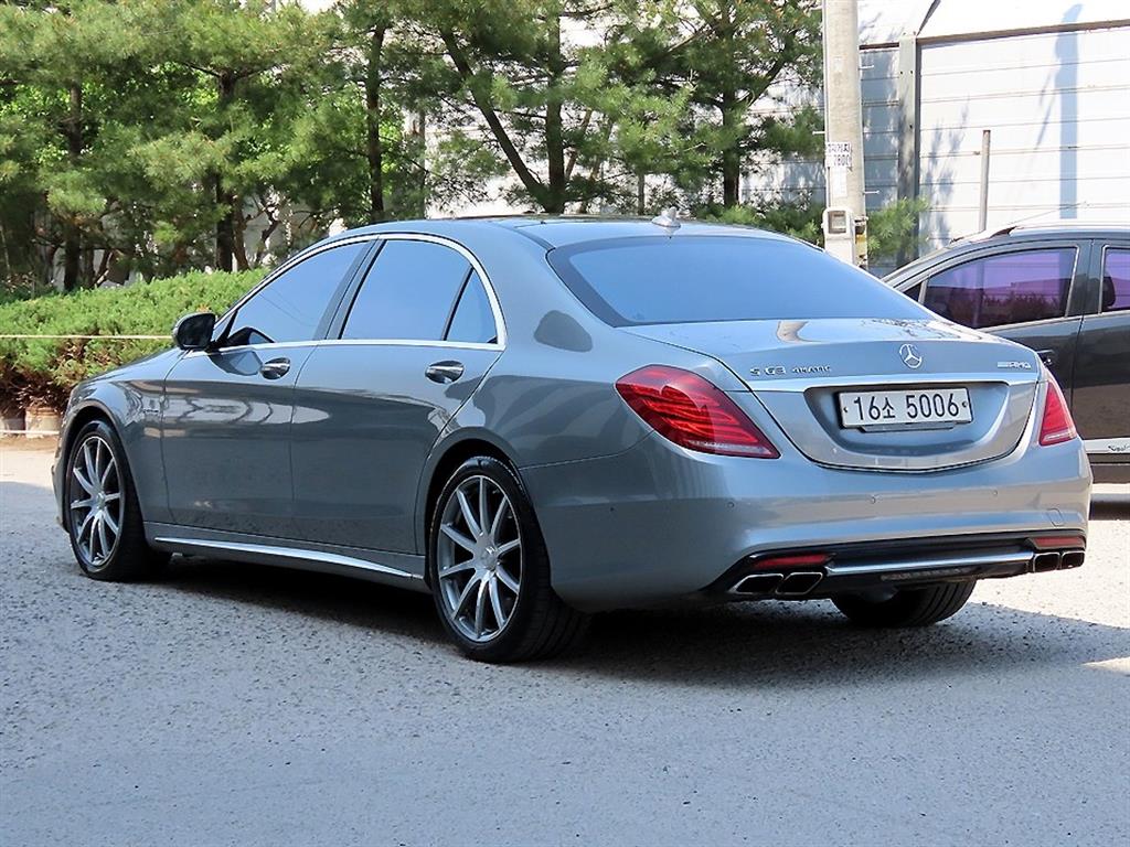 Mercedes Benz S Class - Vista 3
