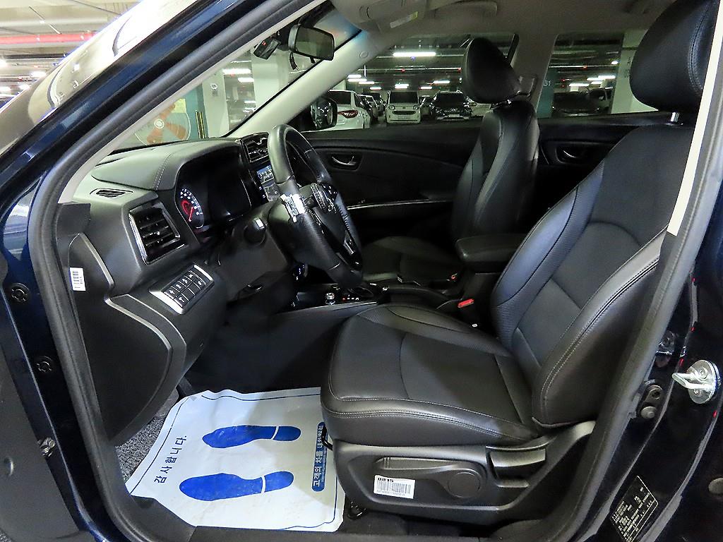 Ssangyong Tivoli - Vista 6