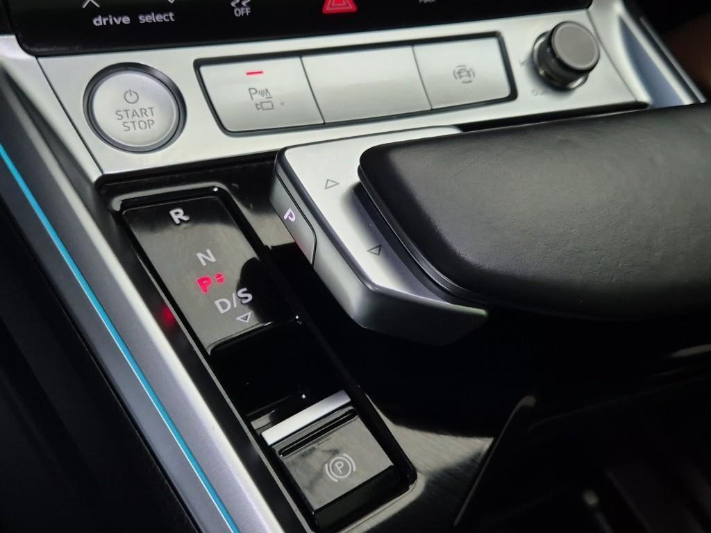 Audi e-Tron - Vista 8