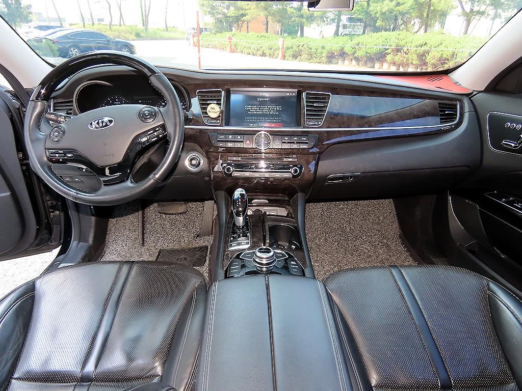 KIA K9 - Vista 7