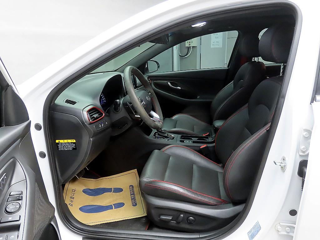 HYUNDAI i30 - Vista 5