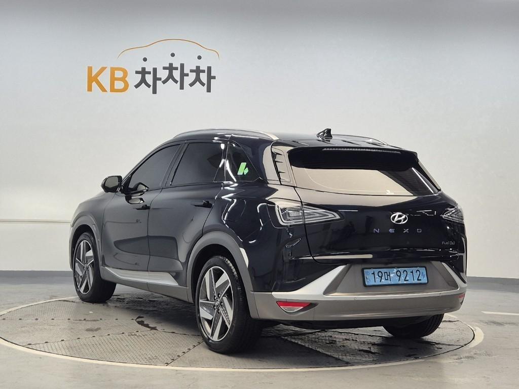 HYUNDAI Nexo - Vista 2