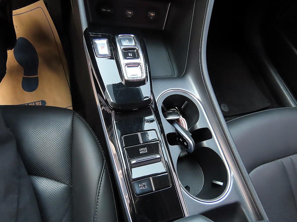 HYUNDAI Sonata - Vista 10