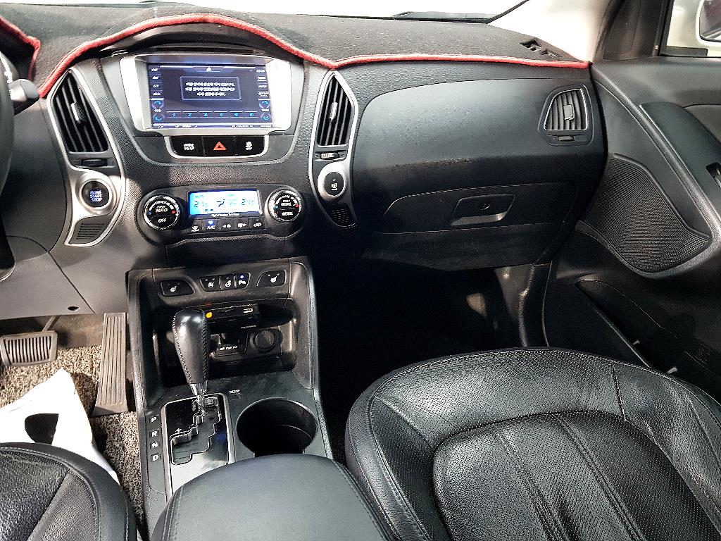 HYUNDAI Tucson - Vista 10