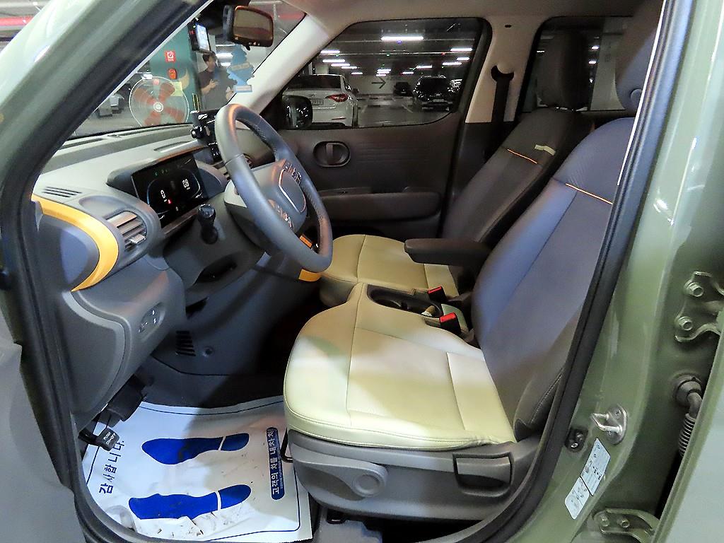 HYUNDAI Casper - Vista 6