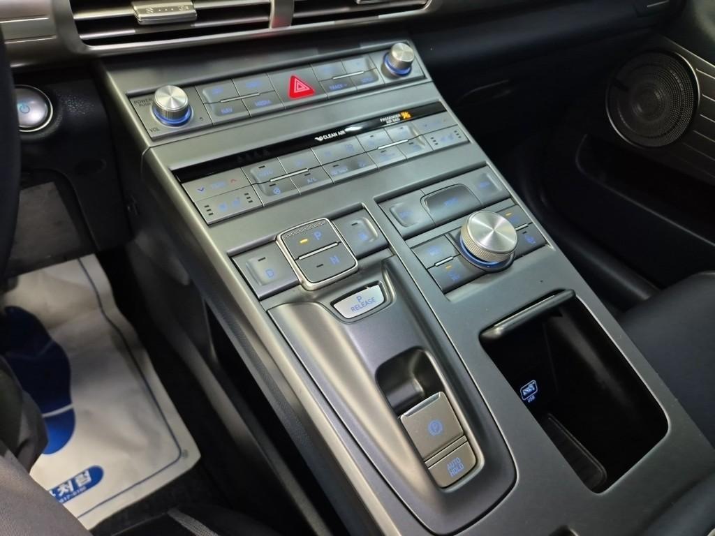 HYUNDAI Nexo - Vista 8