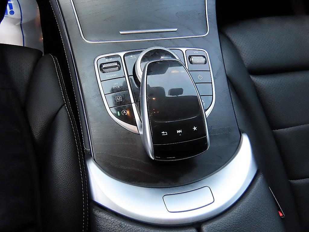 Mercedes Benz GLC Class - Vista 12