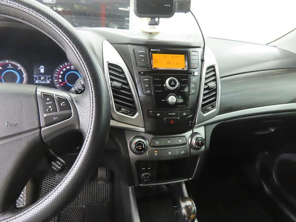 Ssangyong Korando - Vista 11