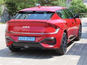 KIA EV6 - Vista 6