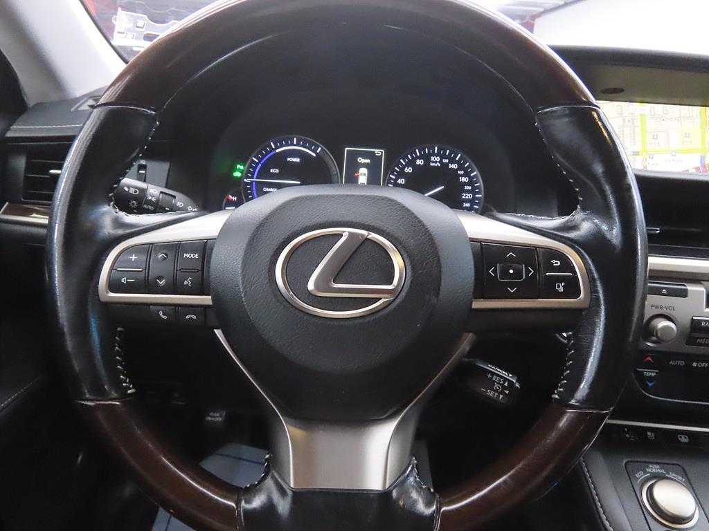 Lexus ES - Vista 8