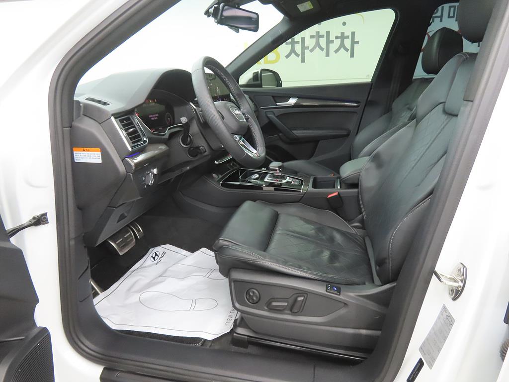 Audi SQ5 - Vista 5