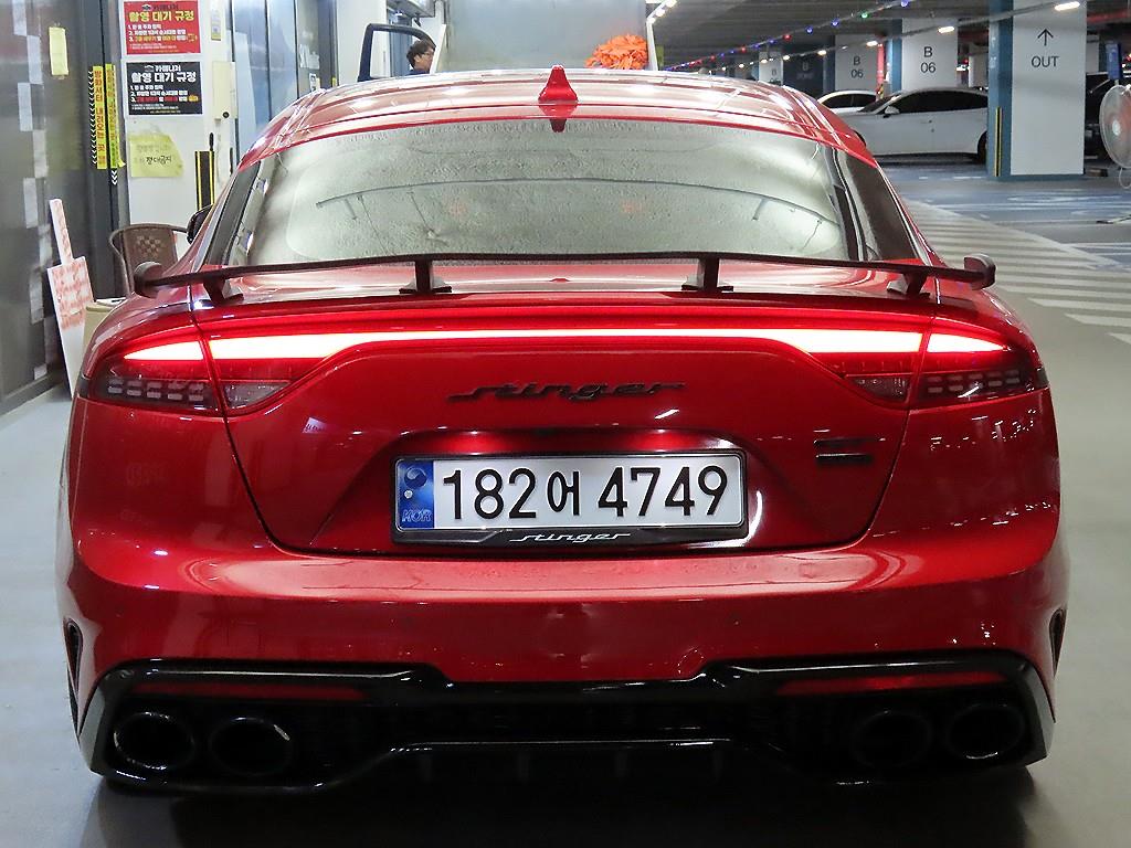 KIA Stinger - Vista 4