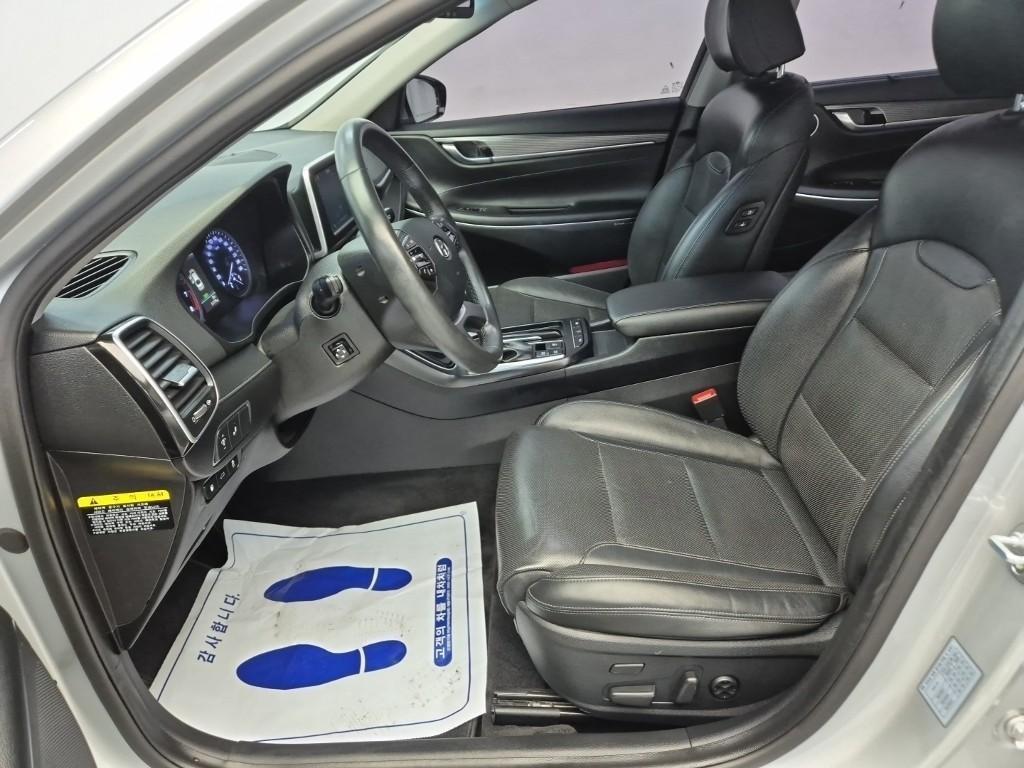 HYUNDAI Grandeur - Vista 11