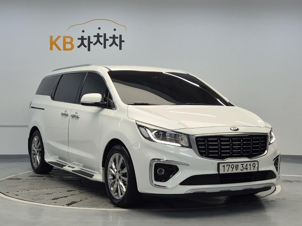 KIA Carnival - Vista 4