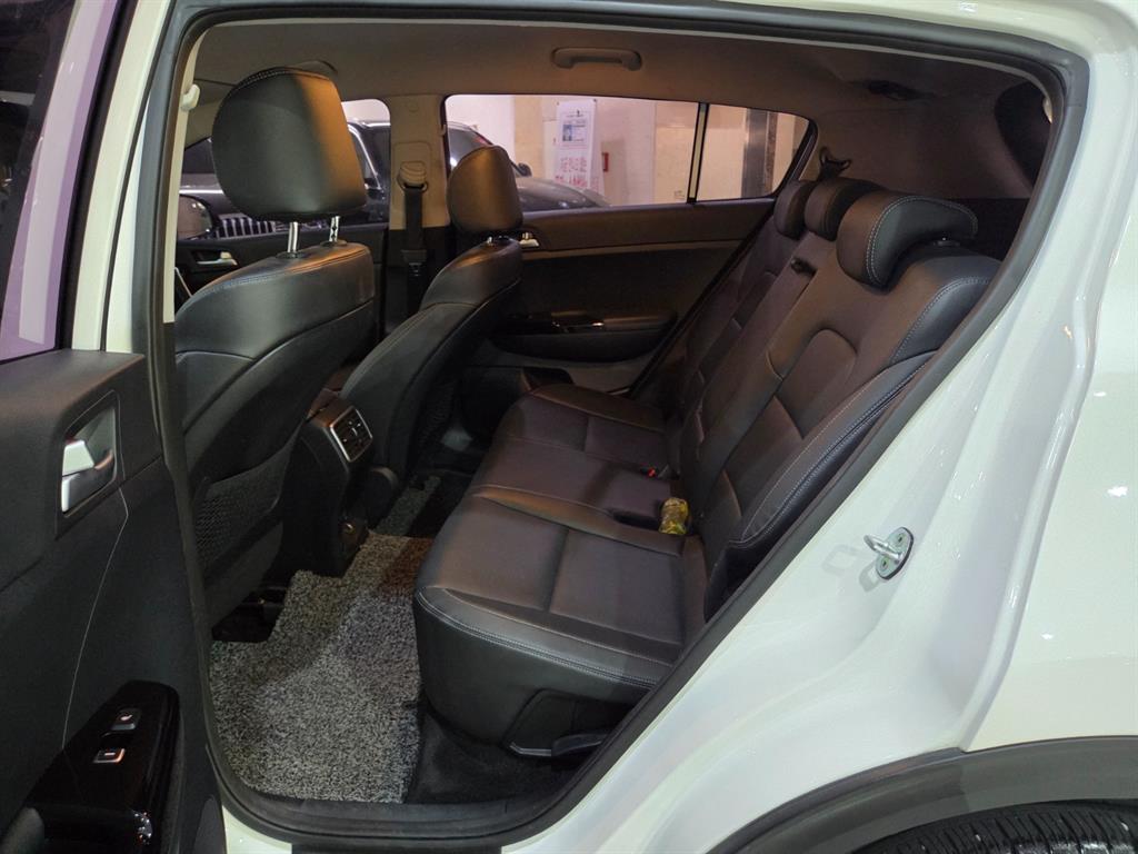 KIA Sportage - Vista 7