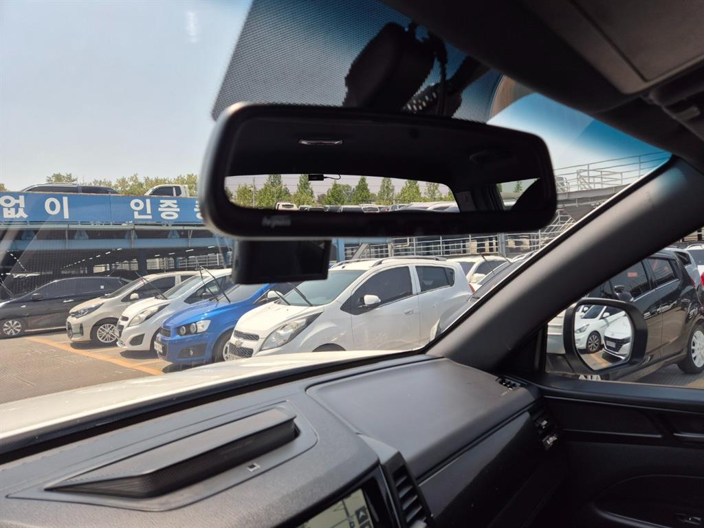 Ssangyong Rexton 2021 Blanco - Importación desde Corea - HF Imports Iquique - Foto 16
