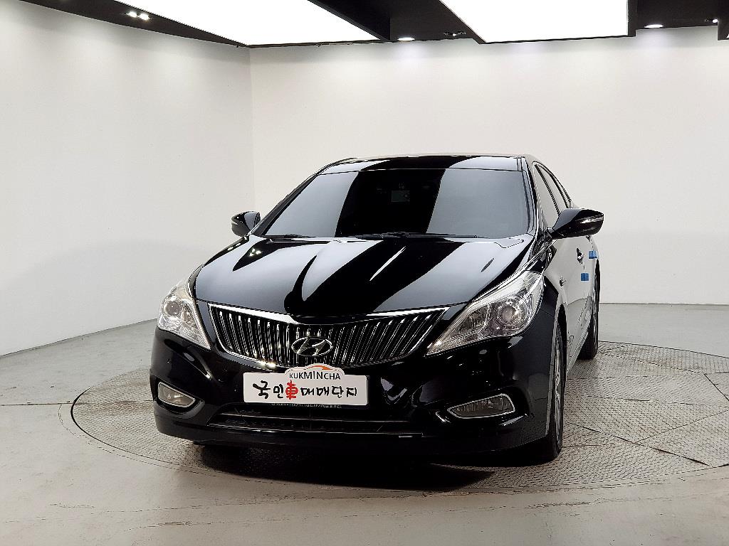 HYUNDAI Grandeur - Vista 2