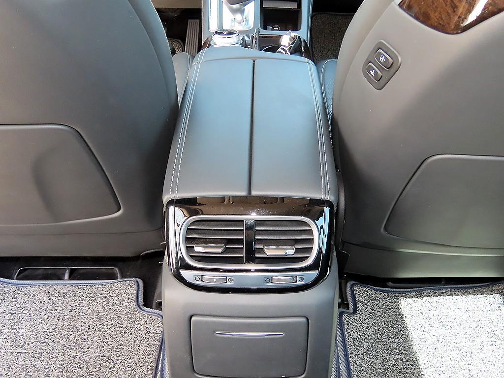 Genesis G90 2019 Negro - Importación desde Corea - HF Imports Iquique - Foto 16