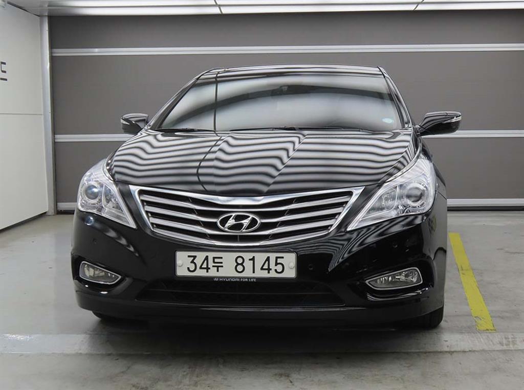 HYUNDAI Grandeur - Vista 2