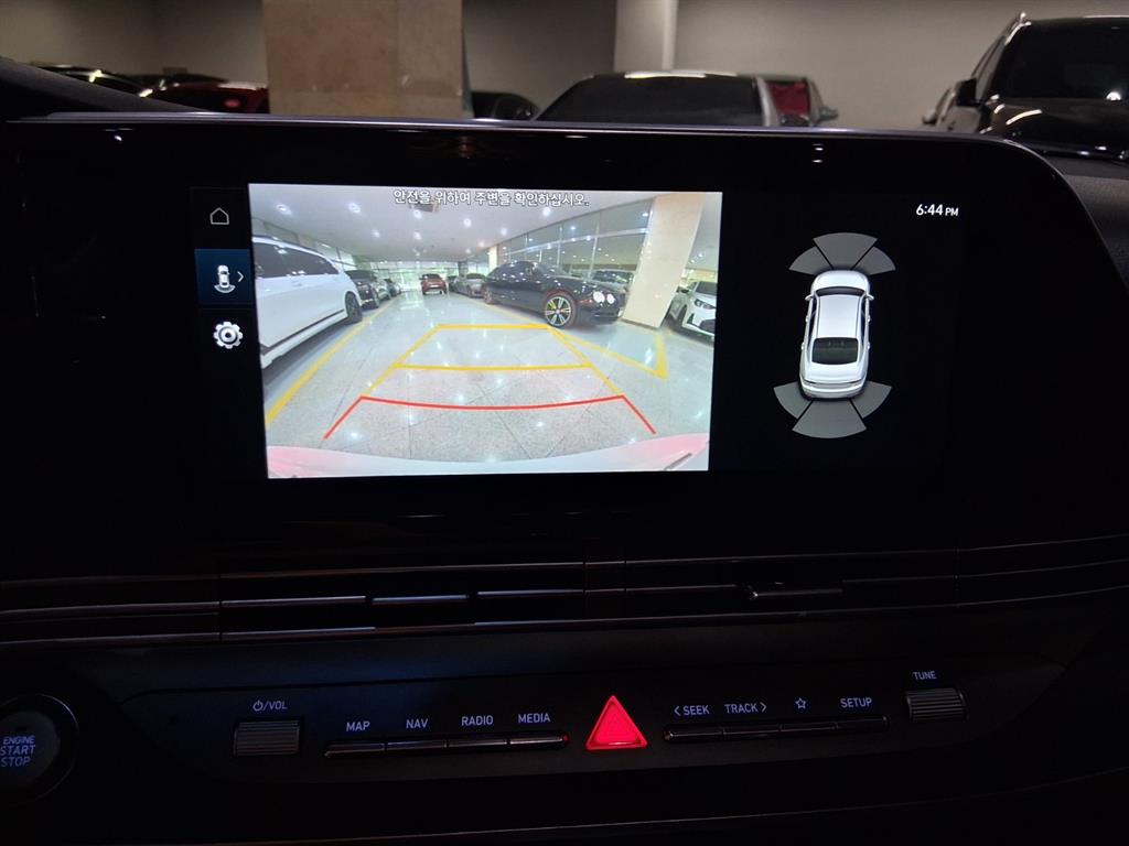 HYUNDAI Grandeur - Vista 12