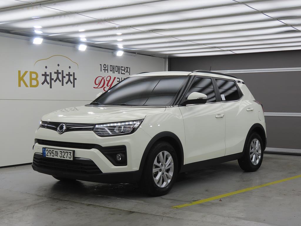 Ssangyong Tivoli 2020 Blanco - Importación desde Corea - HF Imports Iquique - Foto 1