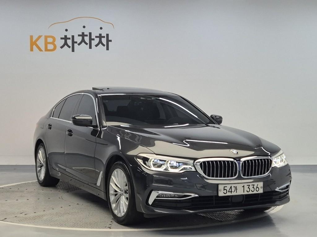 BMW 5 Series - Vista 4