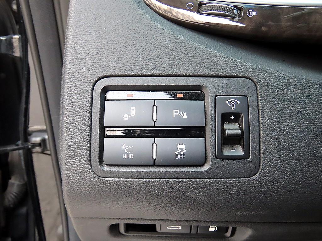 KIA K9 - Vista 12