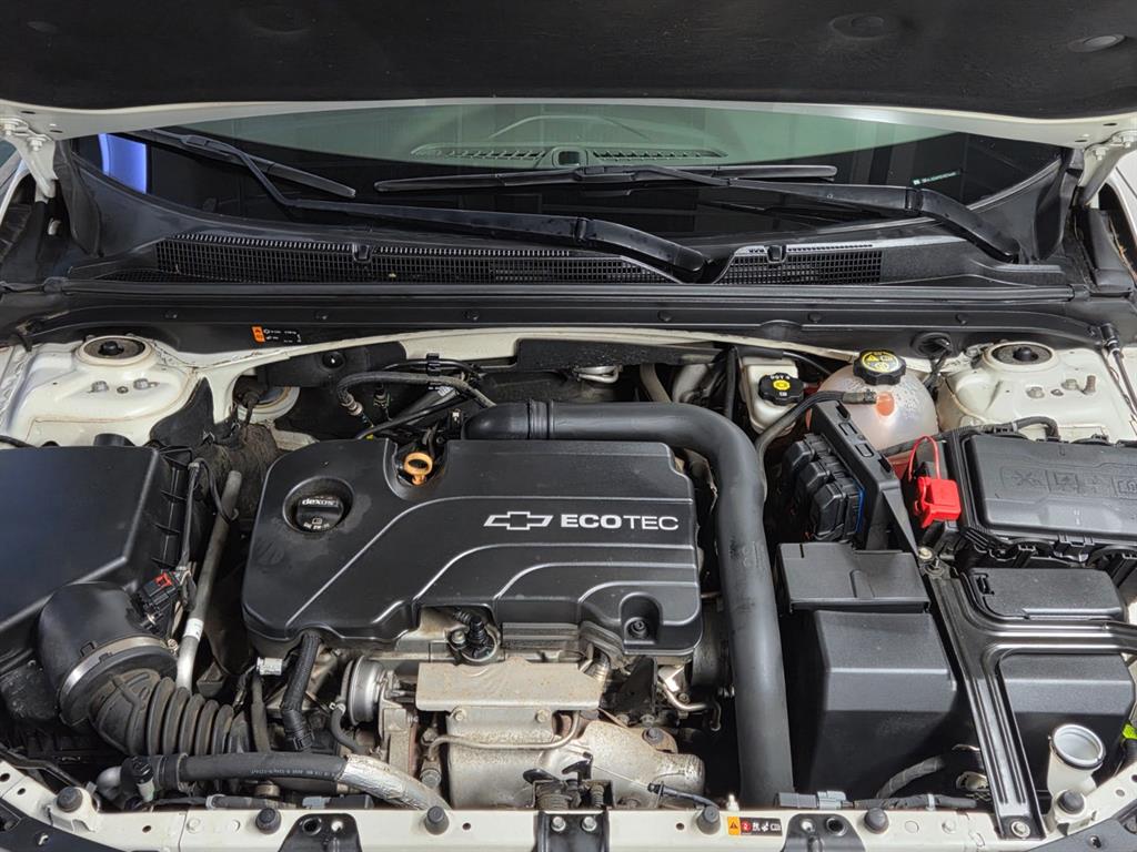 Chevrolet Malibu - Vista 6