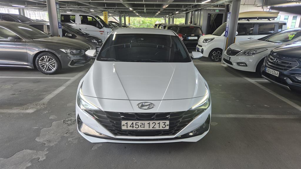 HYUNDAI Avante 2020 Blanco - Importación desde Corea - HF Imports Iquique - Foto 17