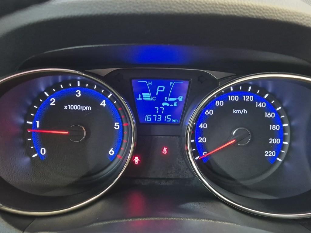 HYUNDAI Tucson - Vista 6